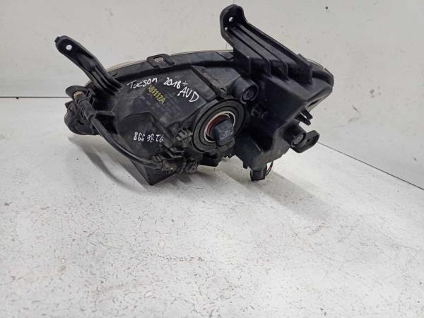 FEU ANTIBROUILLARD AVANT DROIT HYUNDAI TUCSON 09/2018-2021 - Vue 2